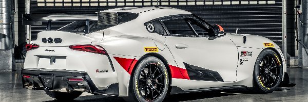 Toyota GR Supra GT4