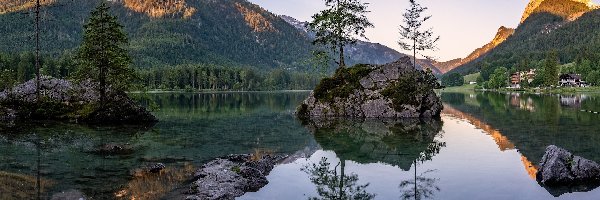 Odbicie, Drzewa, Jezioro Hintersee, Alpy, Góry, Niemcy, Bawaria, Skały, Gmina Berchtesgaden