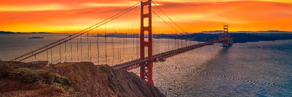 Zachód słońca, Most Golden Gate Bridge, Cieśnina Golden Gate, San Francisco, Stan Kalifornia, Stany Zjednoczone