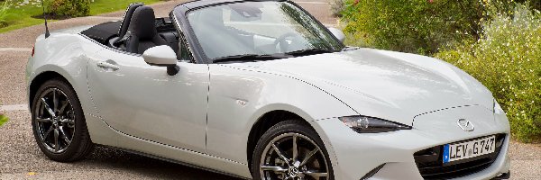 Czwarta generacja, Mazda MX-5 IV