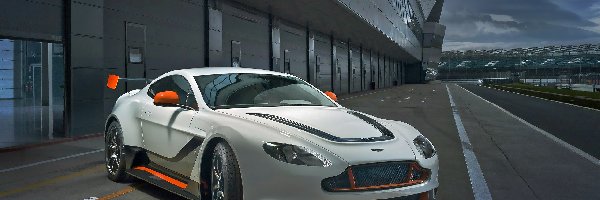 3D, Tor, Aston Martin Vantage GT12