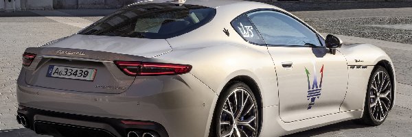 Maserati GranTurismo Modena