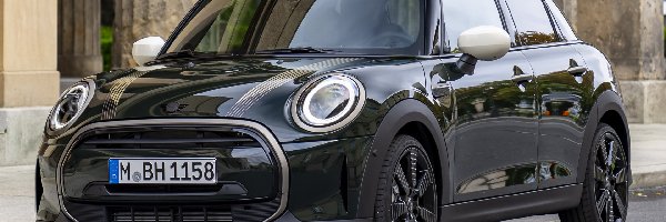 Przód, Mini Cooper Resolute