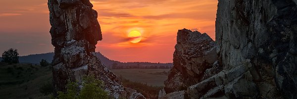 Niemcy, Formacja skalna, Teufelsmauer, Skały, Wschód słońca, Saksonia-Anhalt, Okręg Harz