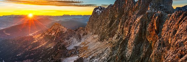 Szczyt, Styria, Zachód słońca, Drzewa, Góry, Hoher Dachstein, Dolina, Austria