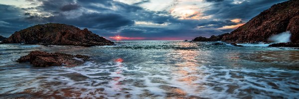 Plaża, Skały, Irlandia, Hrabstwo Donegal, Chmury, Boyeeghter Strand, Murder Hole Beach, Morze