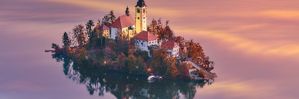 Drzewa, Wyspa, Blejski Otok, Jezioro Bled, Słowenia, Domy, Kościół