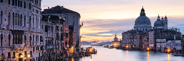 Gondole, Kanał, Włochy, Santa Maria della Salute, Canal Grande, Kościół, Bazylika, Wenecja