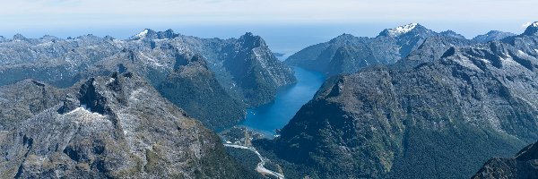 Park Narodowy Fiordland, Fiord, Zatoka Milforda, Nowa Zelandia, Skały, Góry