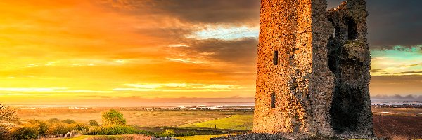 Hadleigh Castle, Wschód słońca, Niebo, Drzewa, Hadleigh, Essex, Zamek, Chmury, Trawa, Anglia, Ruiny, Łąka