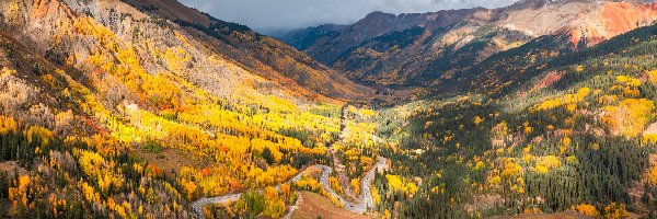 Million Dollar Highway US 550, Droga, Lasy, Góry, Jesień, Stany Zjednoczone, Kolorado, Dolina, Ouray