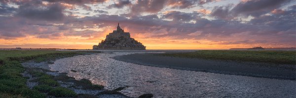 Chmury, Opactwo św Michała Archanioła, Zachód słońca, Rzeka, Wyspa Mont Saint Michel, Francja