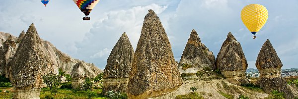 Kapadocja, Balony, Park Narodowy Goreme, Turcja, Skały, Stożkowate