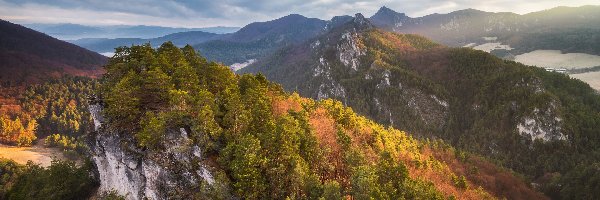 Słowacja, Skały, Sulovskie skały, Góry Strażowskie, Jesień, Drzewa, Lasy