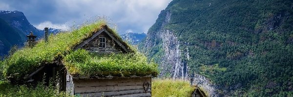 Domy, Trawa, Góry, Norwegia