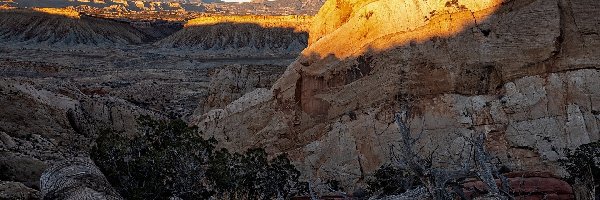 Stany Zjednoczone, Dolina, Strike Valley, Skały, Góry, Utah, Park Narodowy Capitol Reef