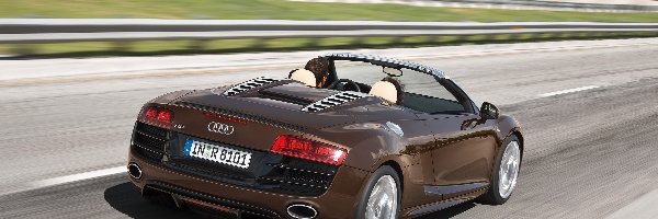 Audi R8 Spyder