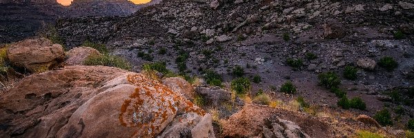 Góry, Park Narodowy Canyonlands, Skały, Stany Zjednoczone, Utah