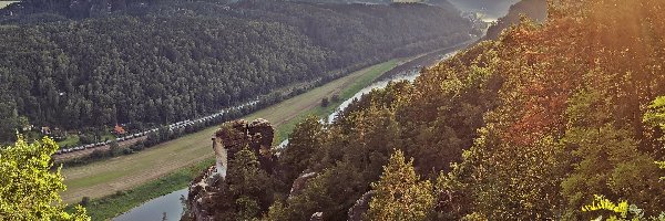 Niemcy, Drzewa, Skały, Dolina, Rzeka Łaba, Park Narodowy Saskiej Szwajcarii, Góry Połabskie