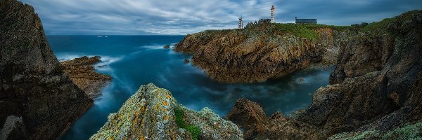 Niebo, Skały, Francja, Plougonvelin, Latarnia morska Saint Mathieu, Cypel, Pointe Saint Mathieu, Morze