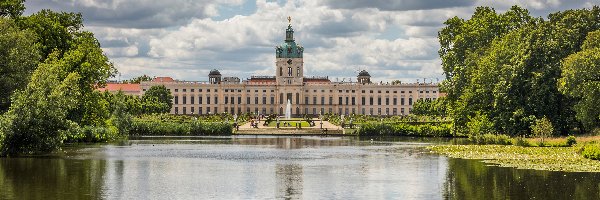 Niebo, Pałac Charlottenburg, Park, Staw, Berlin, Niemcy