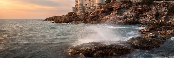Włochy, Morze, Skały, Castello del Boccale, Zamek Boccale, Toskania, Gmina Livorno