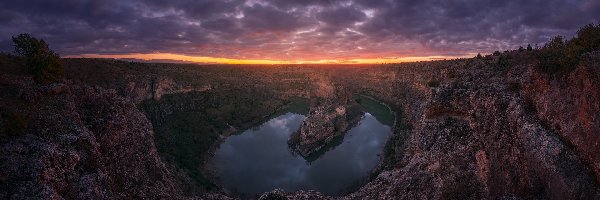 Zachód słońca, Skały, Hiszpania, Region Kastylia Leon, Zakole, Chmury, Prowincja Segovia, Rzeka Duraton