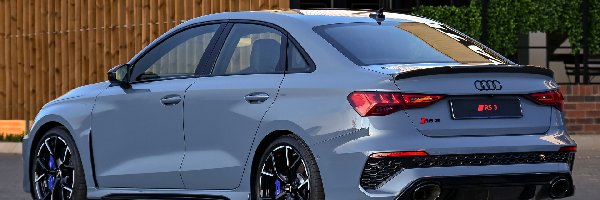 Sedan, Audi RS 3