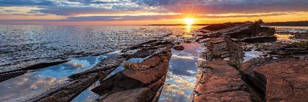 Stany Zjednoczone, Lake Superior, Skały, Jezioro, Zachód słońca, Michigan, Chmury