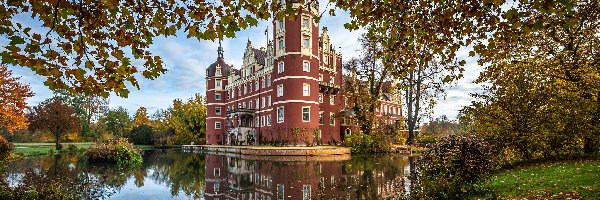 Mużaków, Staw, Park Mużakowski, Niemcy, Schloss Muskau, Zamek w Mużakowie