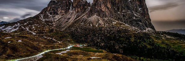 Góry, Włochy, Dolomity, Przełęcz Sella Pass