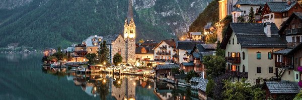 Austria, Góry, Alpy Salzburskie, Kościół, Domy, Hallstatt, Jezioro Hallstattersee