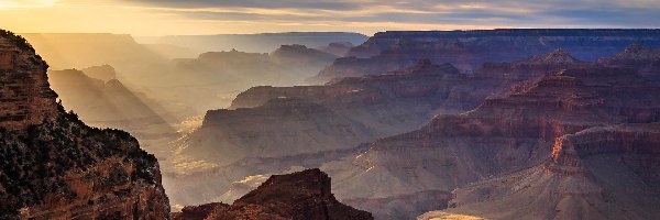 Stany Zjednoczone, Wschód słońca, Park Narodowy Wielkiego Kanionu, Góry, Skały, Grand Canyon, Wielki Kanion Kolorado