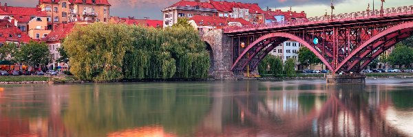 Most, Rzeka Drau, Domy, Drzewa, Maribor, Słowenia