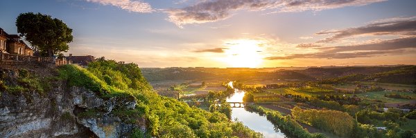 Francja, Drzewa, Rzeka Dordogne, Chmury, Zachód słońca