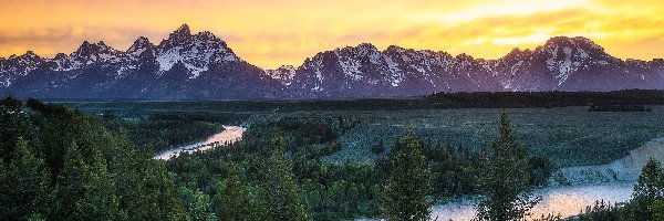 Góry, Wyoming, Drzewa, Zachód słońca, Park Narodowy Grand Teton, Rzeka, Snake River, Stany Zjednoczone
