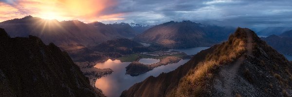 Wschód słońca, Góra, Roys Peak, Nowa Zelandia, Góry, Jezioro Wanaka