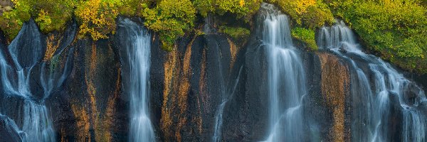 Jesień, Rzeka Las, Drzewa, Islandia, Wodospad Hraunfossar, Skały