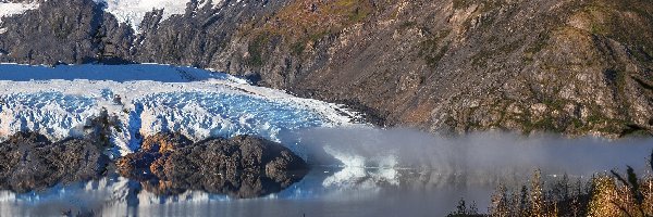 Portage Glacier, Lodowiec, Śnieg, Skały, Góry, Stany Zjednoczone, Alaska, Jezioro Portage, Drzewa