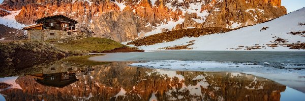 Dom, Włochy, Schronisko, Dolomity, Zima, Szczyt, Jezioro, Odbicie, Cimon della Pala, Góry, Baita Segantini