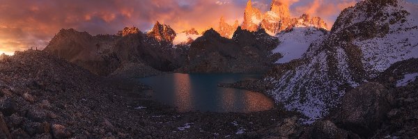 Góry, Argentyna, Chmury, Kamienie, Patagonia, Szczyt Fitz Roy, Jezioro Sucia, Park Narodowy Los Glaciares