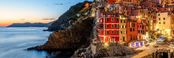 Morze Liguryjskie, Gmina Riomaggiore, Zatoczka, Skały, Manarola, Kolorowe, Domy, Włochy