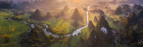 Góry, Rzeka, Wietnam, Prowincja Cao Bang, Pola, Wschód słońca, Mgła, Kręta