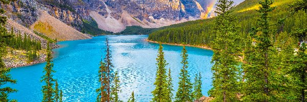 Jezioro, Canadian Rockies, Park Narodowy Banff, Alberta, Kanada, Tęcza, Drzewa, Góry, Moraine Lake