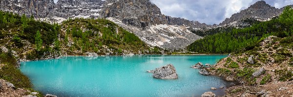 Kamienie, Góry, Dolomity, Prowincja Belluno, Włochy, Jezioro Sorapis, Masyw Sorapiss
