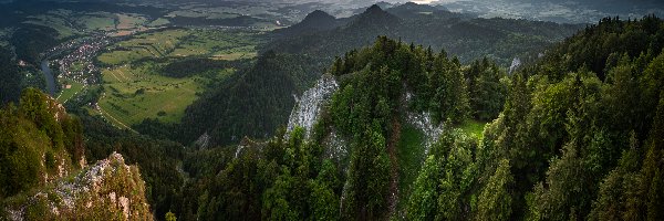 Lasy, Skały, Szczyt, Pieniny, Góry, Polska, Chmury, Trzy Korony, Dolina