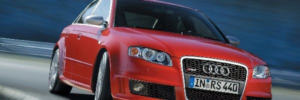 Audi S4, Czerwone