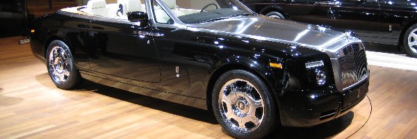 Rolls-Royce Phantom Drophead, Maska, Metaliczna, Czarny