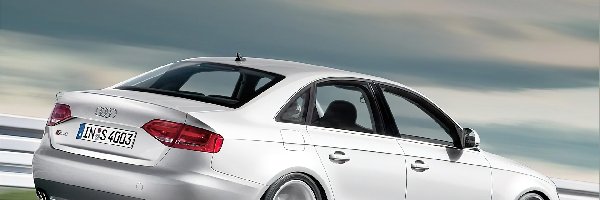 S4, Audi A4 B8