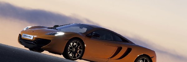 McLaren MP4-12C